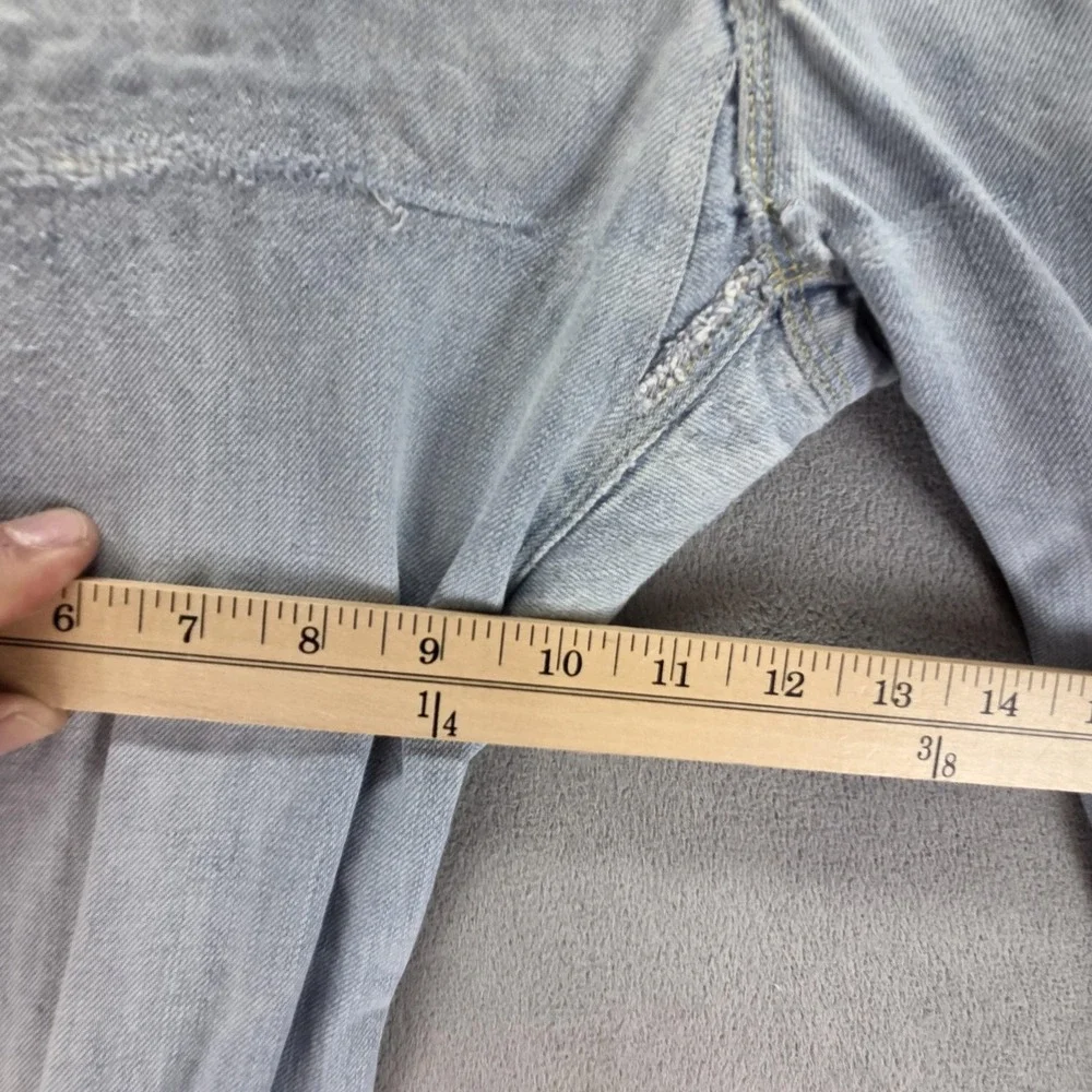 VTG Levis Engineered Jeans Mens Blue Twisted Light Wash Altered Hem Fits 36x30